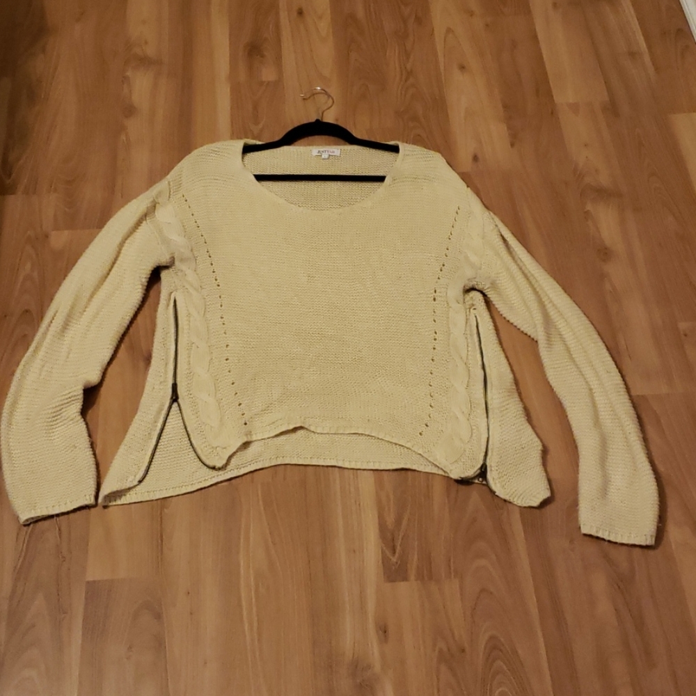 Just Fab Cream Zip Detail Sweater